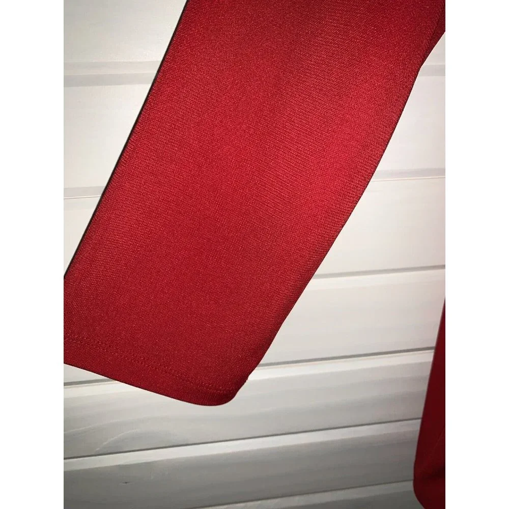 Talbots Sz MEDIUM Red Liquid Knit Career Easy Care Keyhole Neck Top EUC - Picture 4 of 8